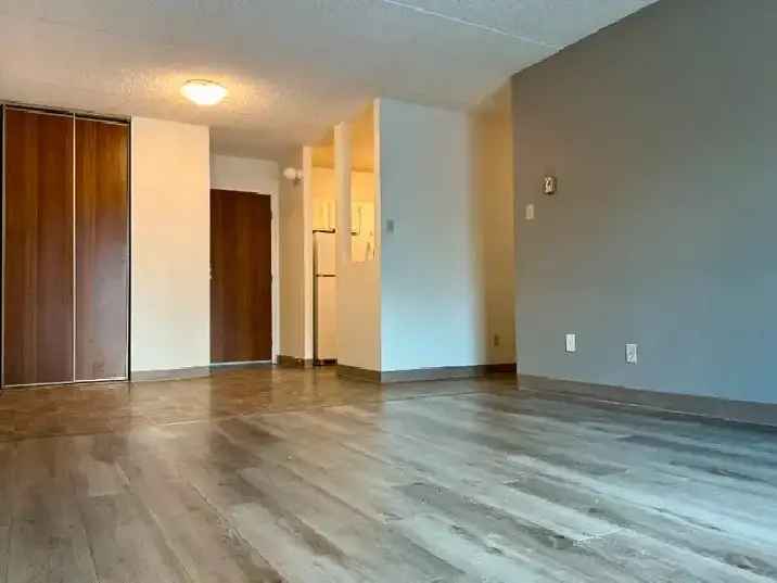 Rent 2 Bedroom Apartment Suite in St Vital with Great Features