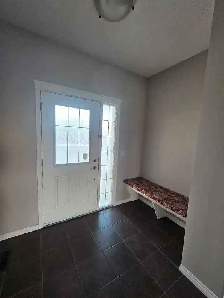 House for rent in Bayside beside Nosecreek Elementry School