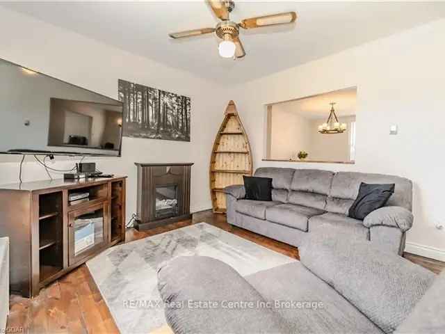 Beautifully Renovated Century Home 3 Beds 2 Baths Double Parking