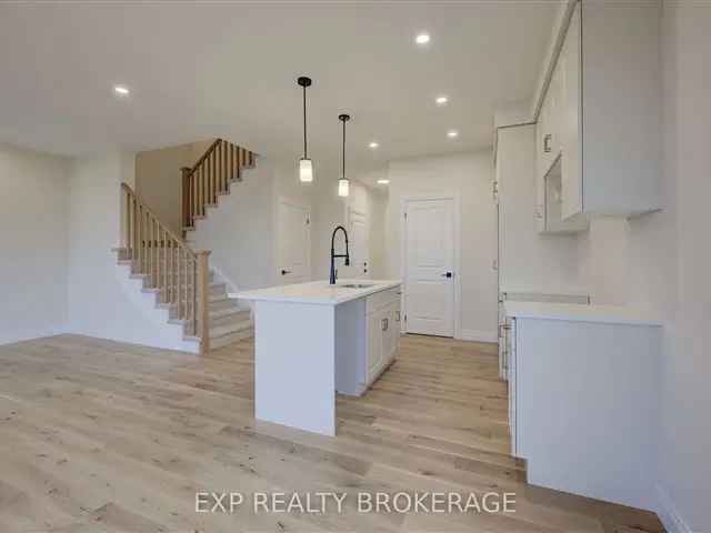 Modern Farmhouse Townhome 3 Beds 25 Baths New Home