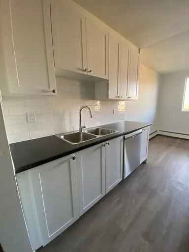 Apartment For Rent in 740, Kipps Lane, London, Ontario