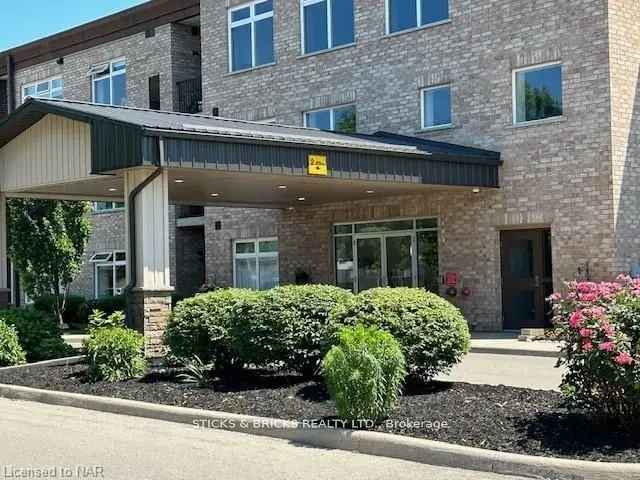 Condo For Sale in Niagara Falls, Ontario