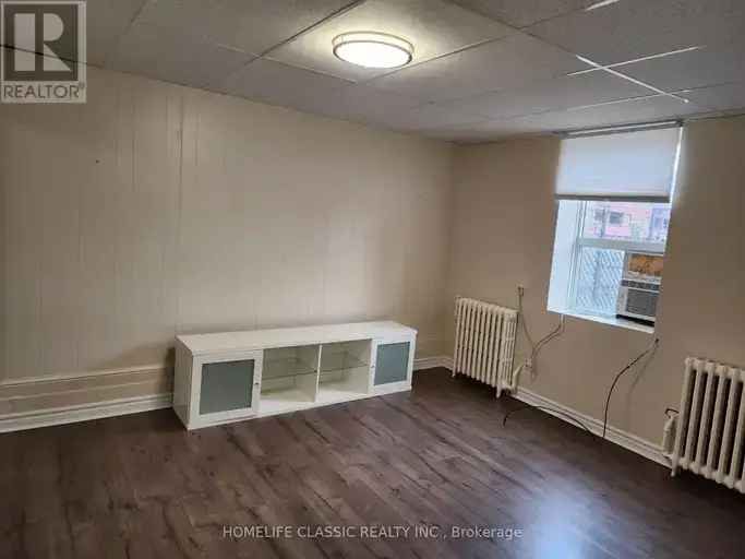 2 Bedroom Apartment in Uxbridge