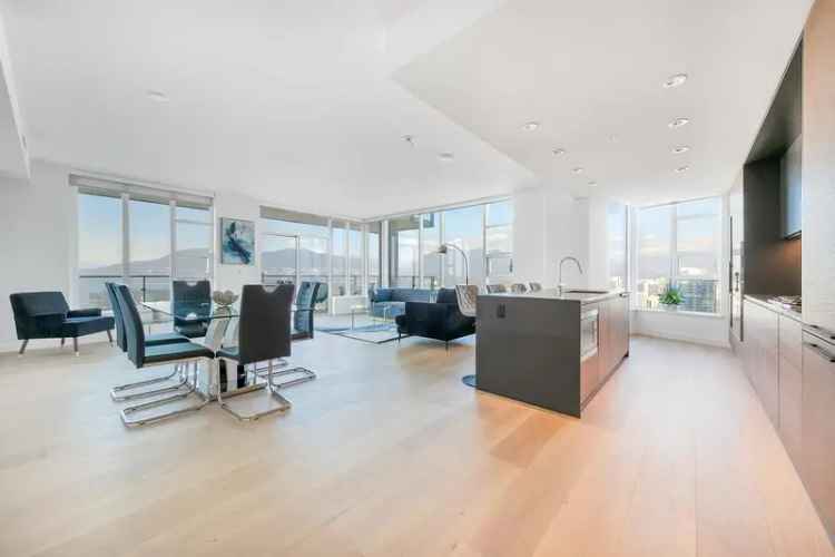 Downtown Vancouver Luxury Condo 3 Beds Unobstructed Views