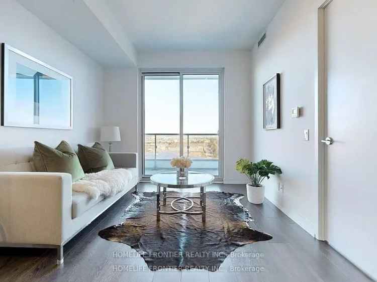 Condo For Sale in Vaughan, Ontario