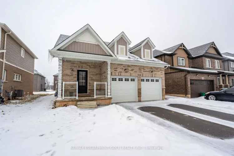 Modern 3-Bedroom Bungaloft in Desirable Chippawa