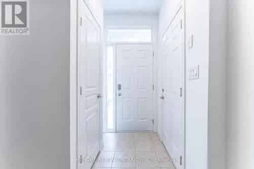 Spacious Townhouse Near Google Kitchener