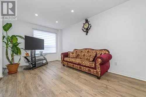 House For Sale In Lisgar Mississauga ON