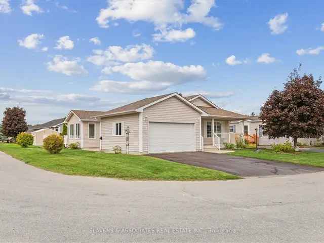 Condo For Sale in Wasaga Beach, Ontario