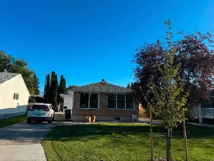 House available for rent near pembina from 01/Jan/2025