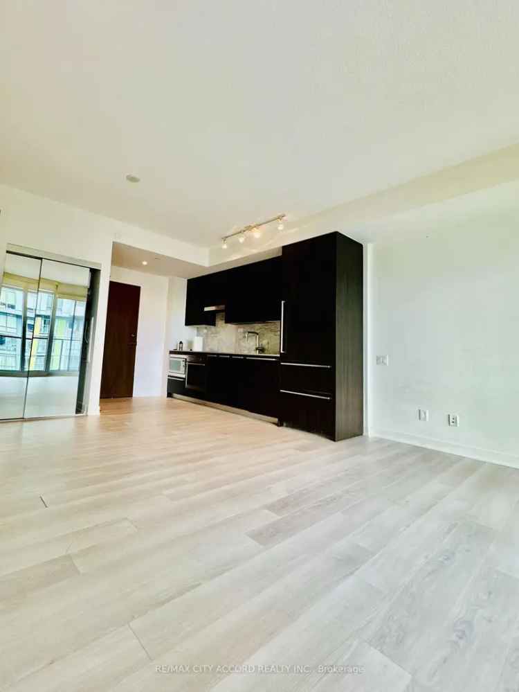 Condo For Rent in Toronto, Ontario