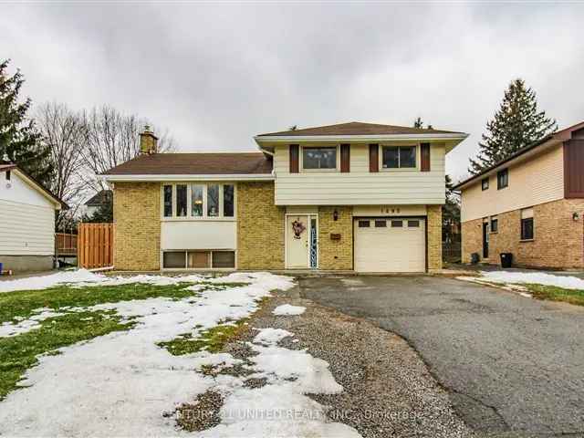 House For Sale in 1495, Fair Avenue, Peterborough, Ontario