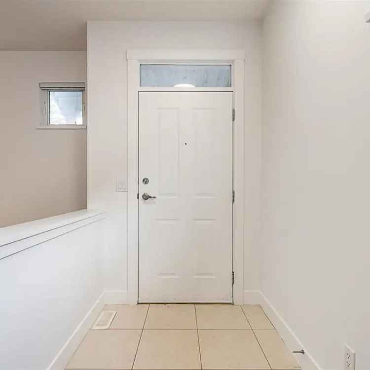 Spacious 4-Bedroom Townhouse in Churchill Gardens