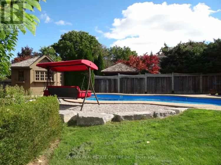 Georgetown Family Home 2500 sq ft - Greenbelt Ravine Pool