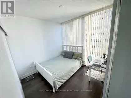 1 room apartment of 338 m² in Toronto