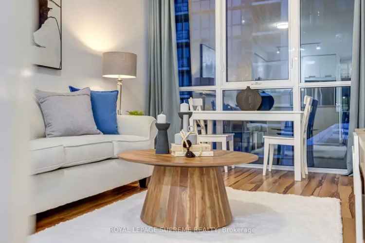 Condo For Sale in Toronto, Ontario