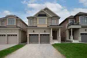 House For Sale in Whitby, Ontario