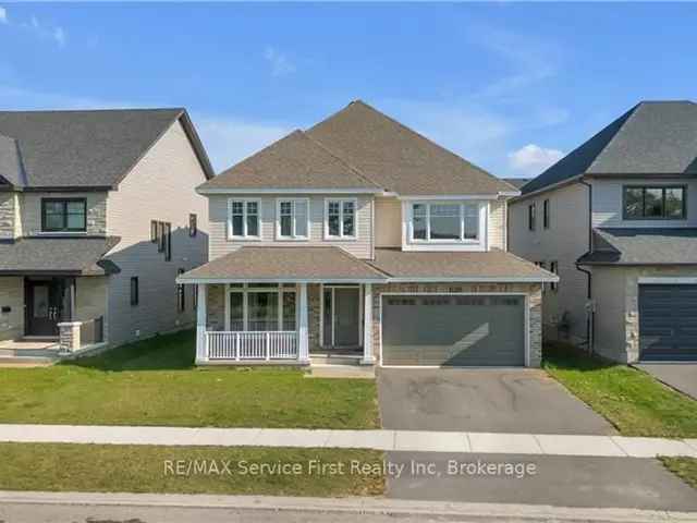 Stunning 3123 Sqft 2-Storey Home in Kingston