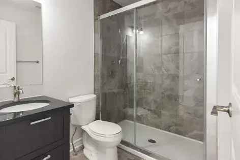 2 rooms studio of 594 m² in Ottawa