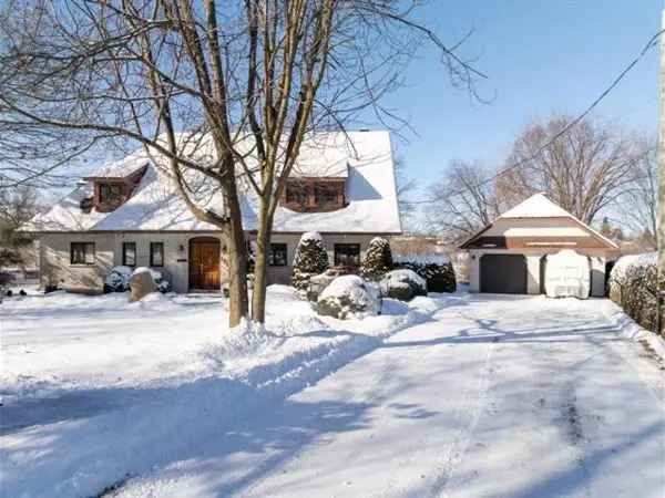 Bungalow for Sale Lanaudiere Waterfront Home