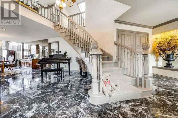 Luxury Waterfront Estate 5600 sq ft Lakefront Living