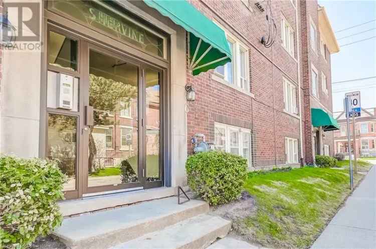 Downtown Hamilton Condo Perfect for First-Time Buyers