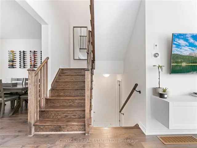 Beautifully Renovated Whitby Meadows Townhome - Double Garage & Modern Finishes