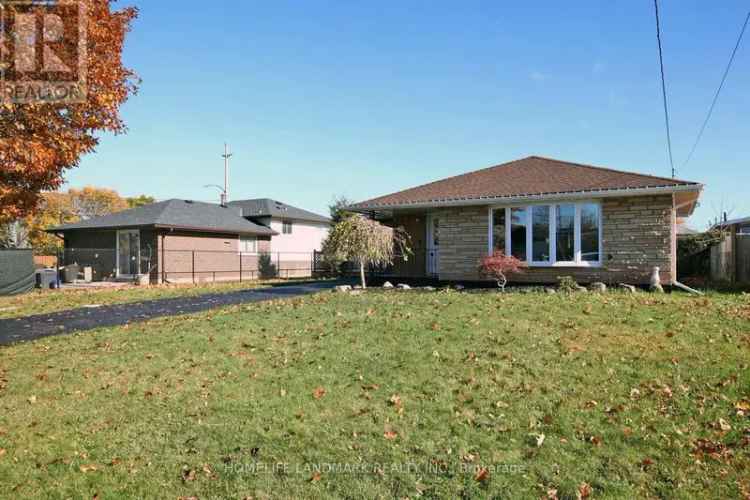 Grimsby 3-Bedroom Backsplit Home Near Lake Ontario