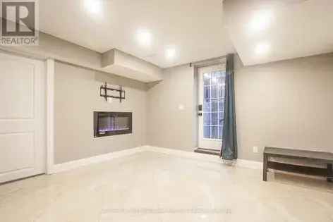 2 Bedroom 2 Bath 151m² Apartment in Mississauga Churchill Meadows