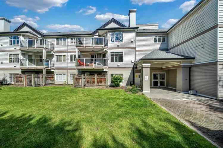 A $569,000.00 Apartment/Condo with 2 bedrooms in West Newton, Surrey