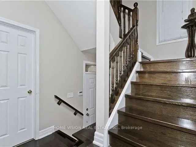 Meadowvale Village Family Home 4 BR High Ceilings Oak Floors