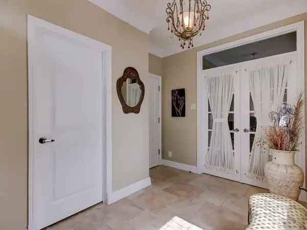 Chambly Condo for Sale: Sunroom, Granite Counters, Double Garage