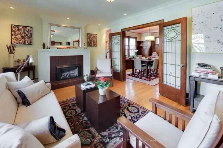 Bright 3-Bedroom House in Little Italy