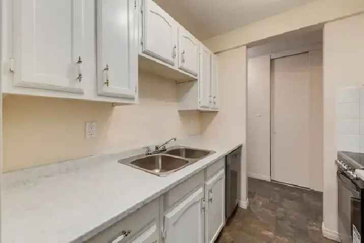 Apartments for Rent near Chinook Centre - Hays Farm - Apartment