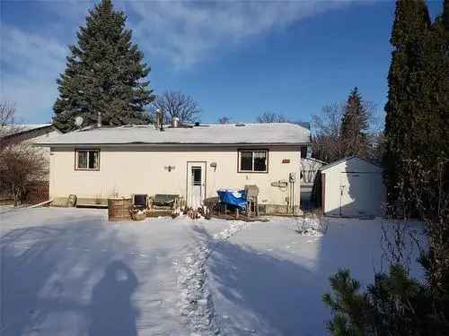 House For Sale In Elmhurst, Winnipeg, Manitoba