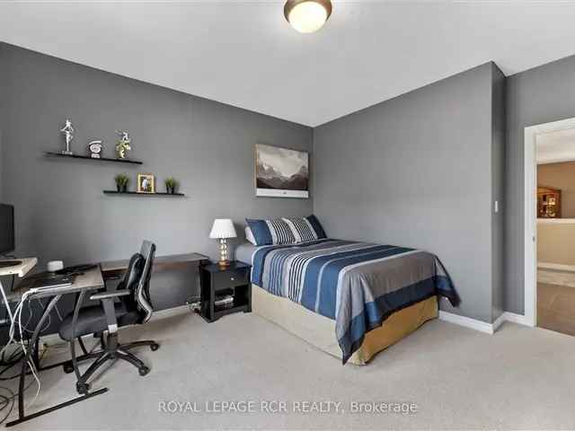 Luxury 4+2 Bedroom Bungaloft in Island Lake Estates