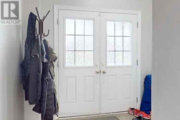 4 Bed 3 Bath Greycrest Home Open Layout Close to Schools