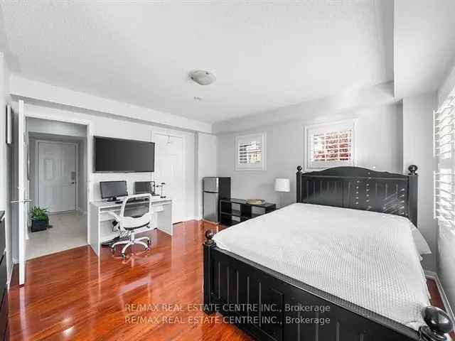 House For Sale in Milton, Ontario