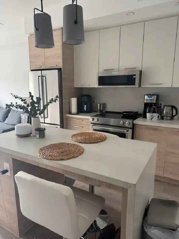 1 Bed 1 Bath Furnished Condo Sublease Midtown Toronto