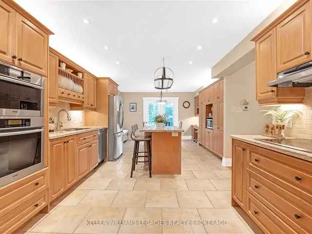 House For Sale in Adjala–Tosorontio, Ontario