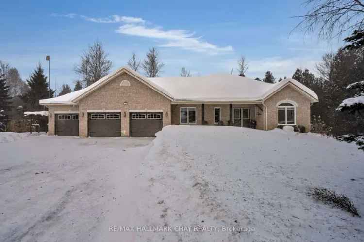 House For Sale in 12, Martinbrook Crescent, Oro-Medonte, Ontario