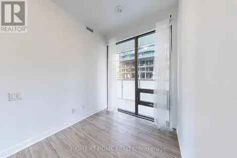 1 room apartment of 340 m² in Toronto