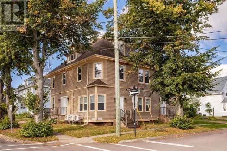 RE/MAX CHARLOTTETOWN REALTY