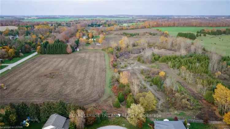 Buy rural building lot in Saltford with stunning views and amenities