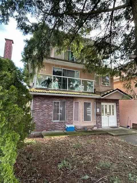 5896 Ontario Street Vancouver Income Property 3-Storey Home