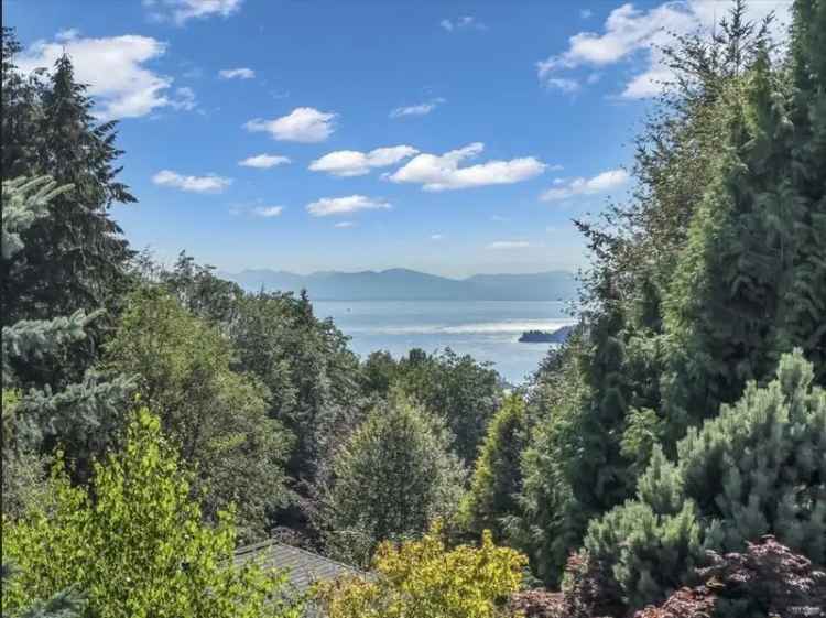 4757 WOODGREEN Drive in West Vancouver: Cypress Park Estates House for sale : MLS®# R2912571