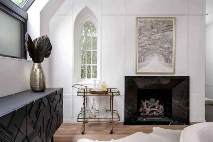 Stunning Steeple Loft in Toronto: Luxury Church Conversion