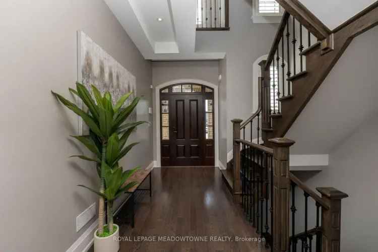 Luxury Double Oak Home in Riverwood Enclave Estates
