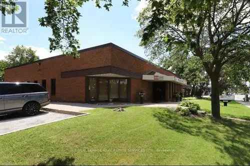 Commercial For Sale In Clarkson Village, Mississauga, Ontario