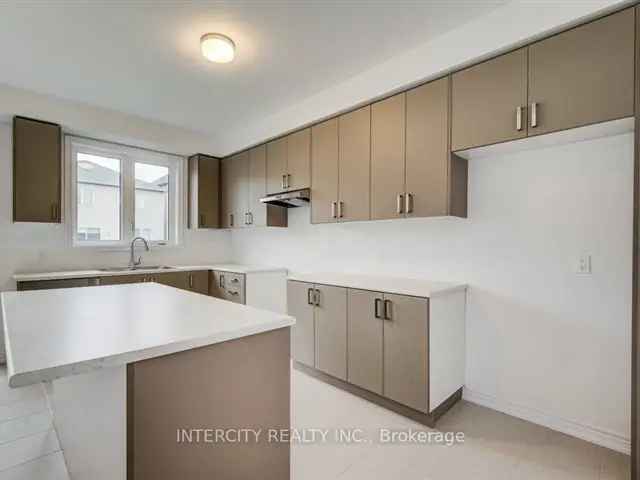 Modern 2-Storey Executive Home in Fergus